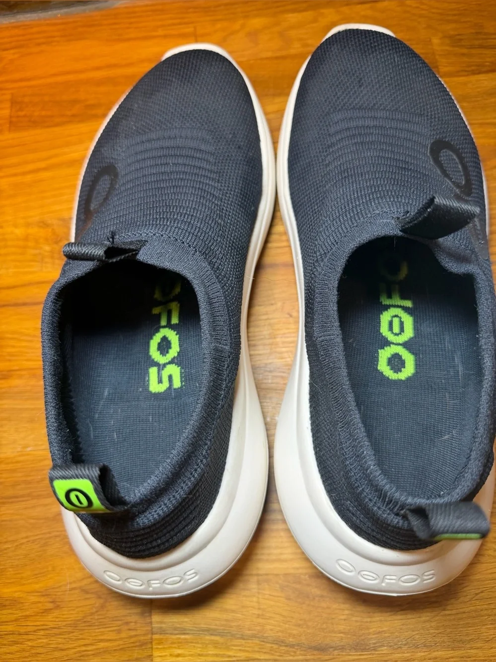 OOFOS OOmy Zen Black Recovery Shoe Slip-On - see measurements and read fully